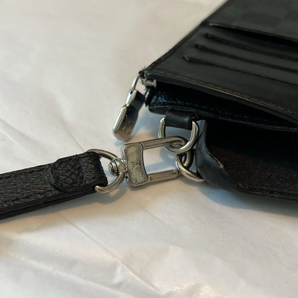 Louis Vuitton Playphone LV 8 - Picture 7 of 9
